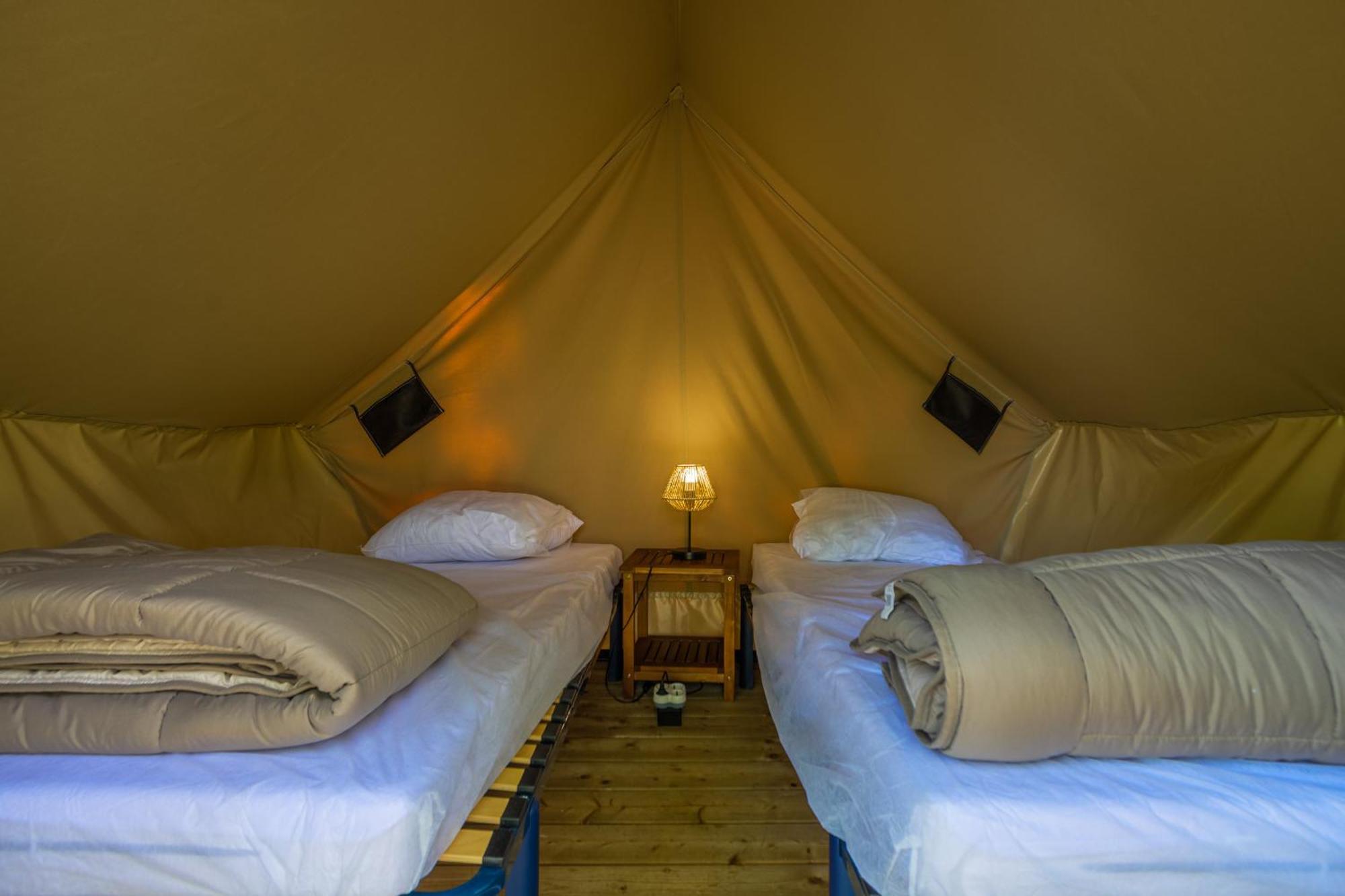 Camping Vesoul Vaivre-et-Montoille Værelse billede